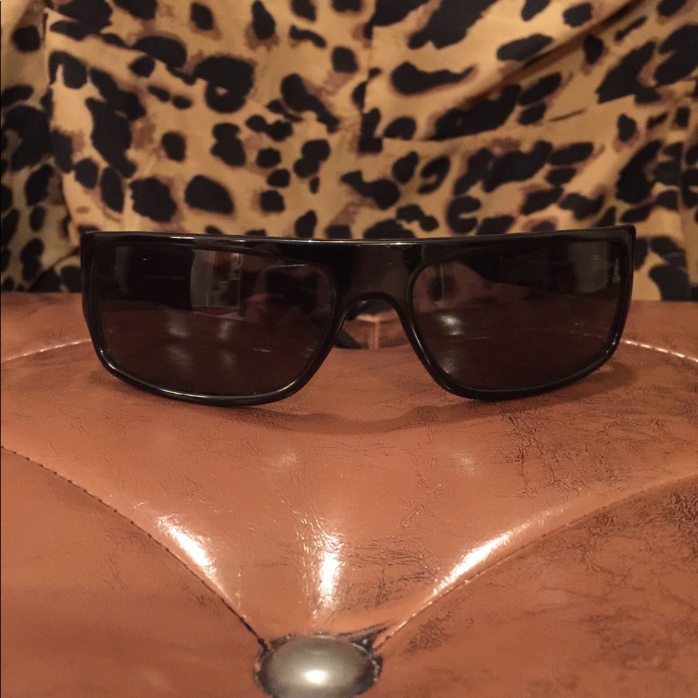 Authentic black Fendi sunglasses
